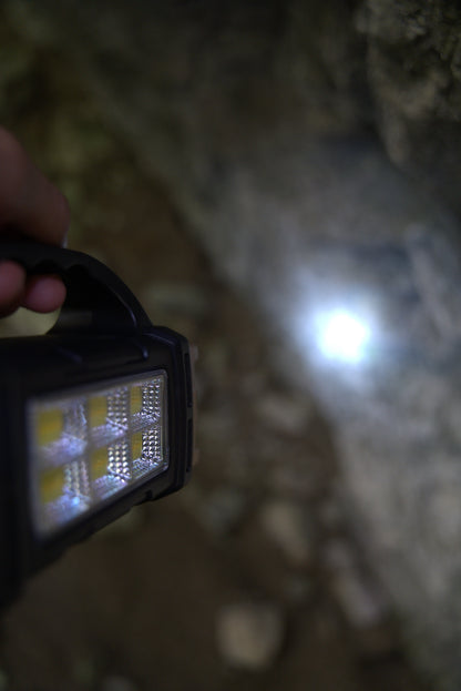 PORTABLE USB RECHARGEABLE SOLAR LED TORCH